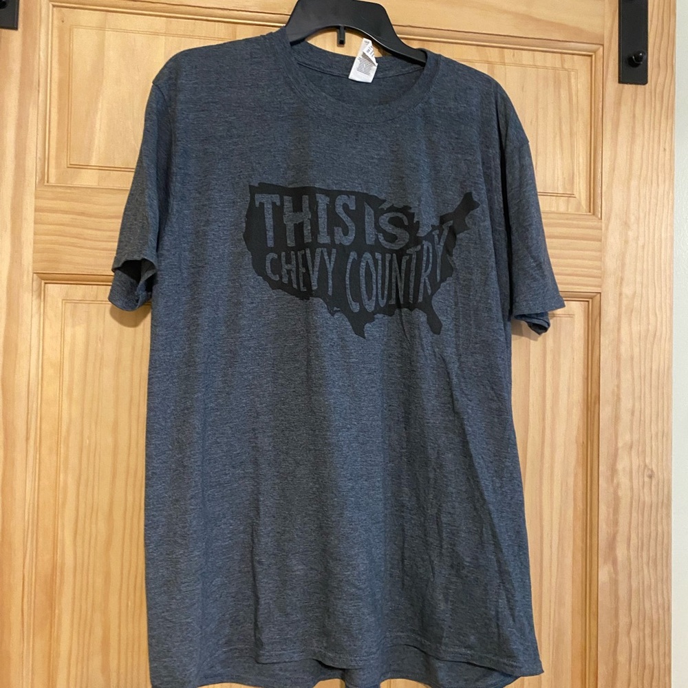 Gildan Gray Short Sleeve Tee with USA Graphic